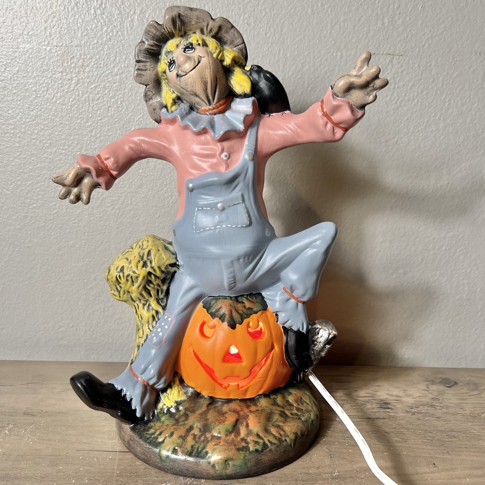 Vintage Ceramic Light Up Scarecrow 12.75" Halloween Figurine Pumpkin Lamp TESTED